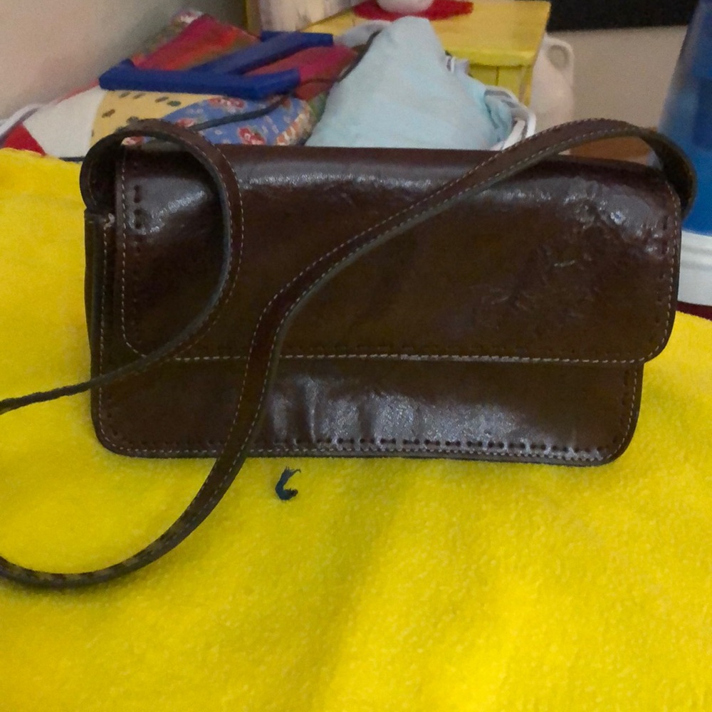 Small fossil purse